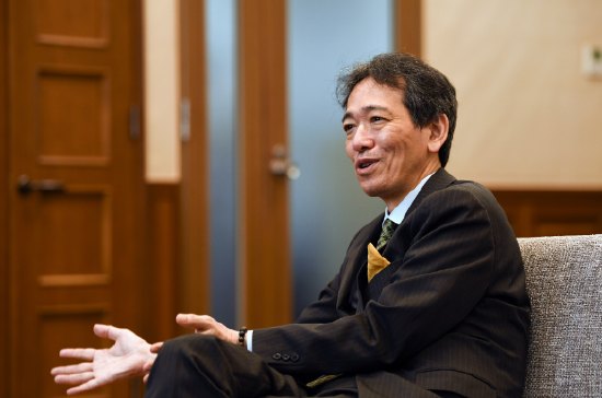 日本最高外汇官员称先前干预日元有成效 部分美国官员也支持